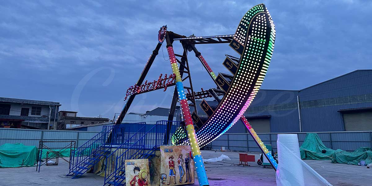 24 seats pirate ship amusement park ride