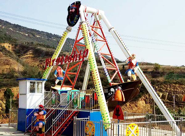 24 seats pirate ship carnival ride with pirate theme