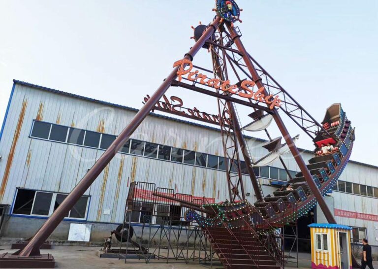 40 People Carnival Pirate Ship Ride