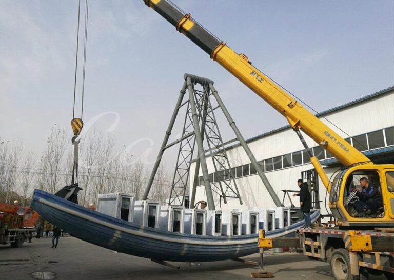 Big Swinging Ship Carnival Ride