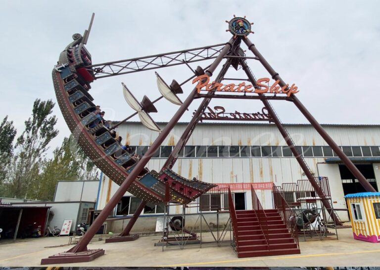 Large Pirate Ship Ride