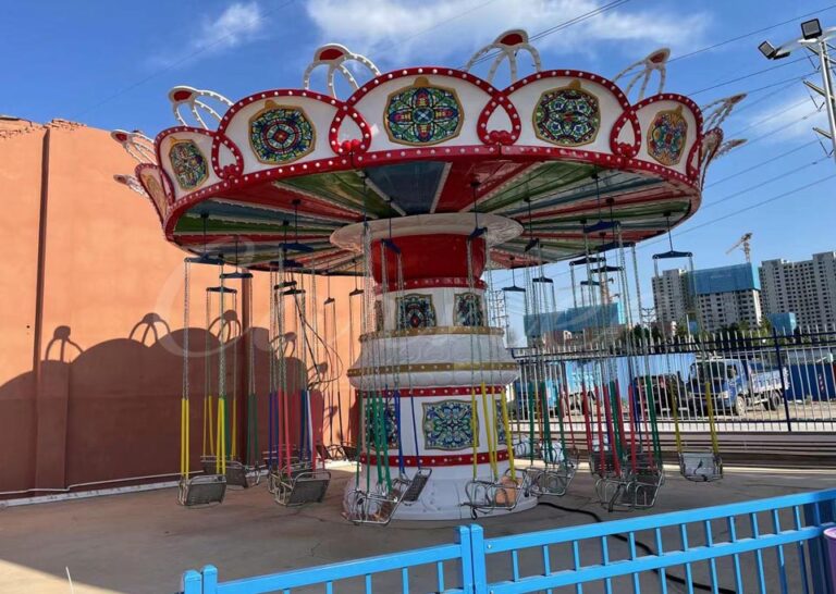 Wave Swinger Ride With 36-Seat Capacity