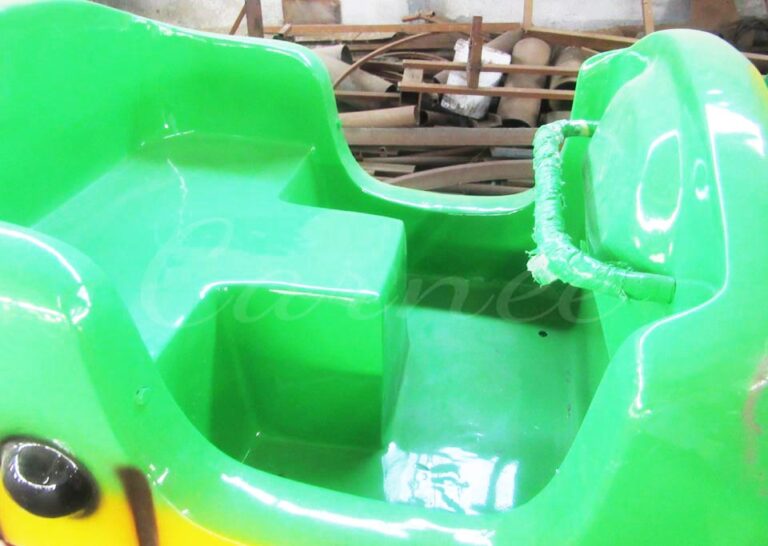 Fruit Worm Roller Coaster For Amusement Parks