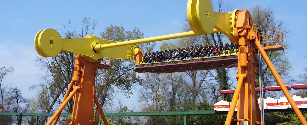 Thrill Ride Top spin ride amusement park