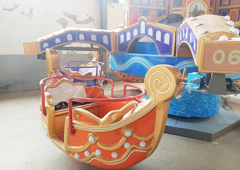 24 Seats Venetian Boat Ride for amusement parks, featuring colorful LED lights and Venetian-style boats for kids and families