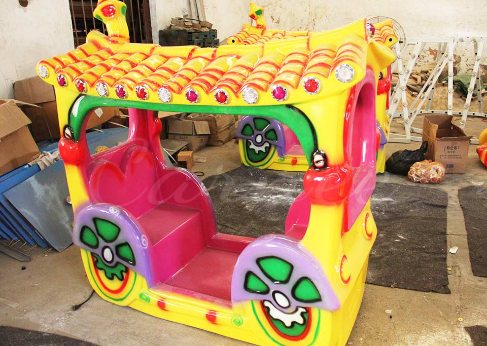 14P Cartoon Track Ride Cabin