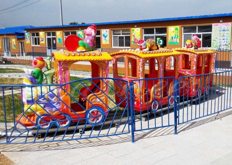 Kids Cartoon Train Ride With Track