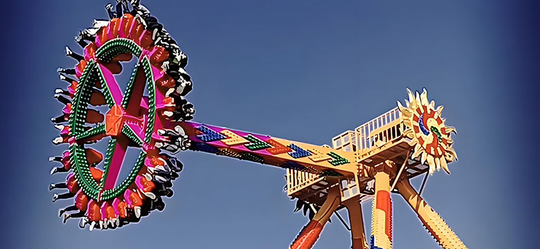 pendulum ride for amusement park