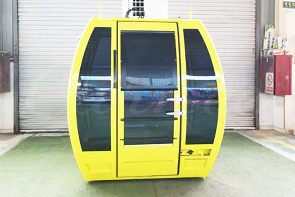 48-meter Ferris wheel luxury cabin