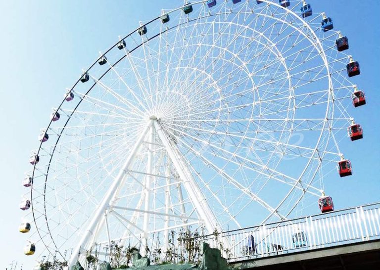 Side view of the 66-meter Ferris wheel, displaying the evenly spaced cabins and the truss structure supporting the ride.
