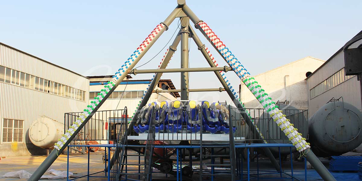 Pendulum Rides Factory Carnee Rides