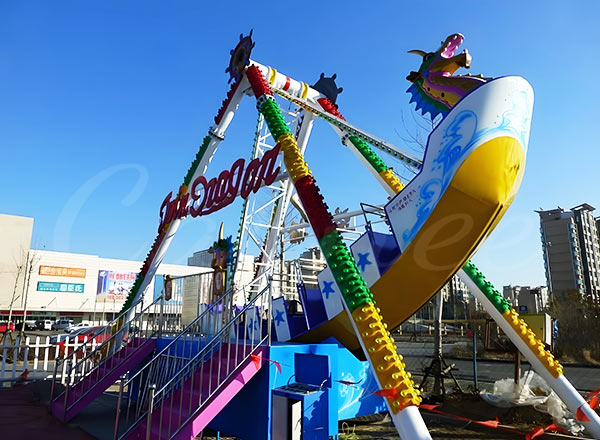 amusement park pirate ship ride