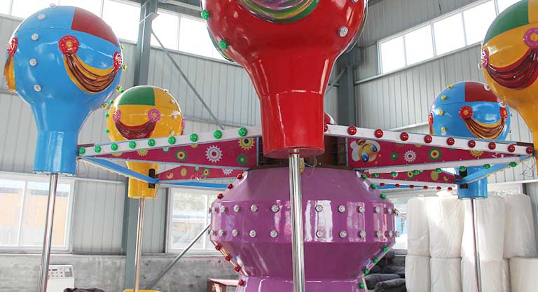 Central Column of the Samba Balloon Ride