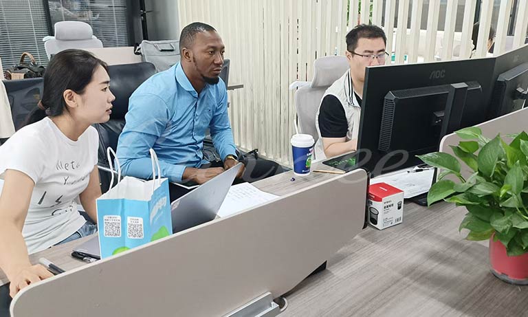 Carnee Rides international sales and technical team communicating with global clients, showcasing worldwide export experience and professional customer support.