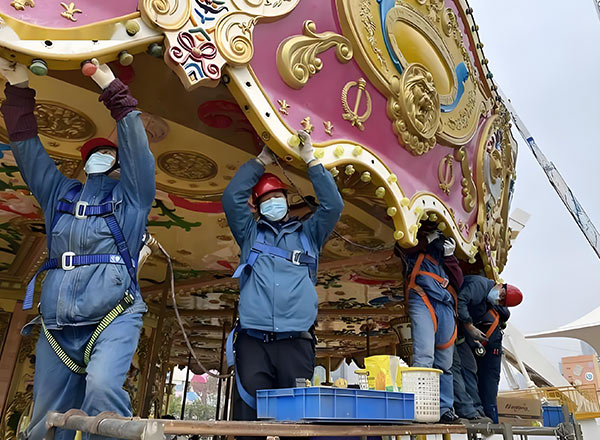 maintenance of carousel ride