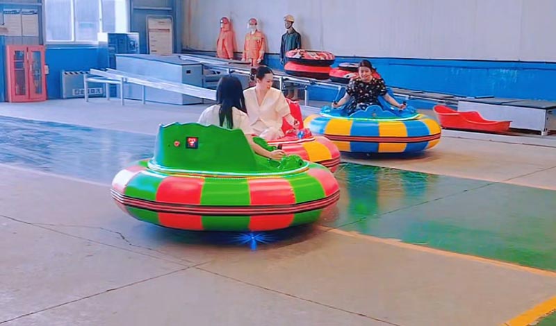 Autos tamponneuses à batterie UFO pour les centres de loisirs familiaux intérieurs, les aires de jeux pour enfants et les projets de centres commerciaux